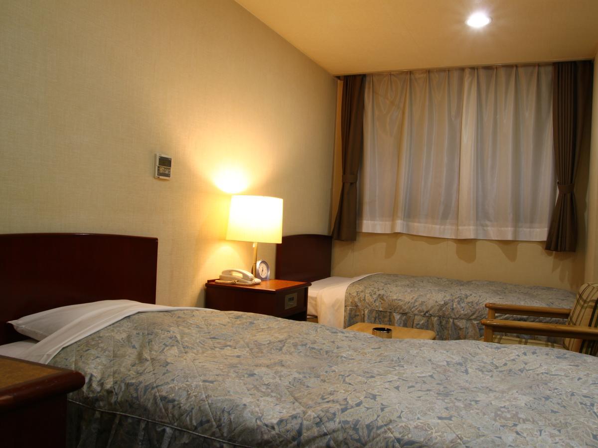 Business Hotel Serikawa ฮิโกเนะ ภายนอก รูปภาพ