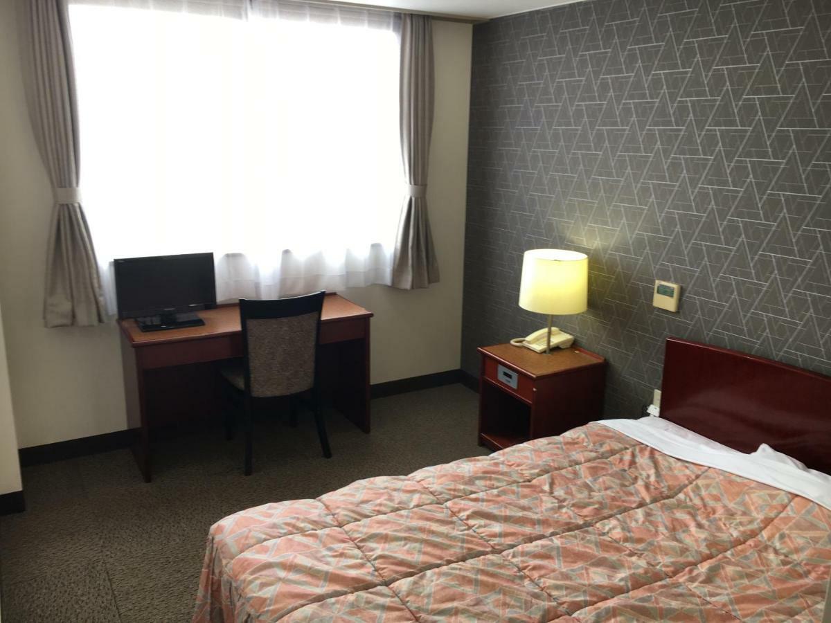 Business Hotel Serikawa ฮิโกเนะ ภายนอก รูปภาพ